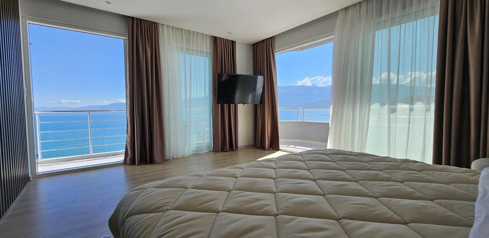 Hotel Enkelana Pogradec