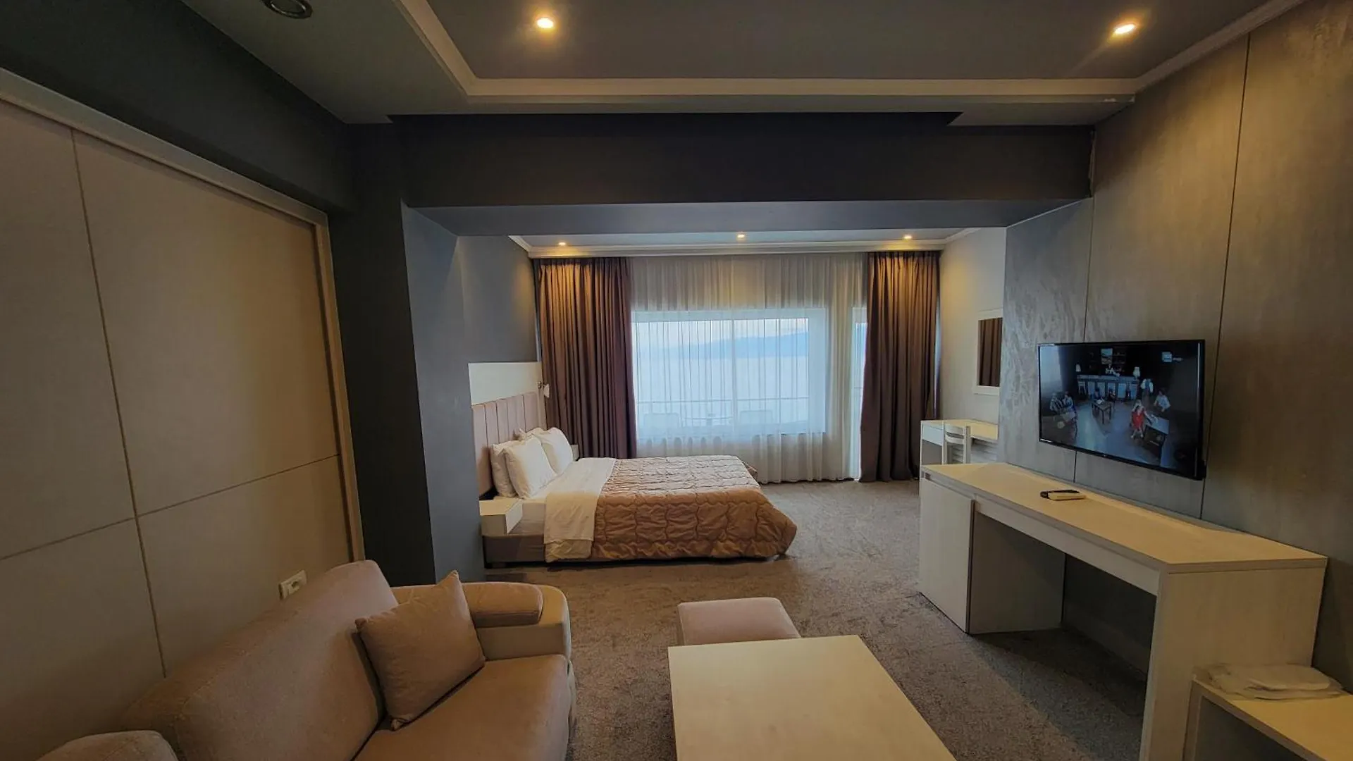 Hotel Enkelana Pogradec