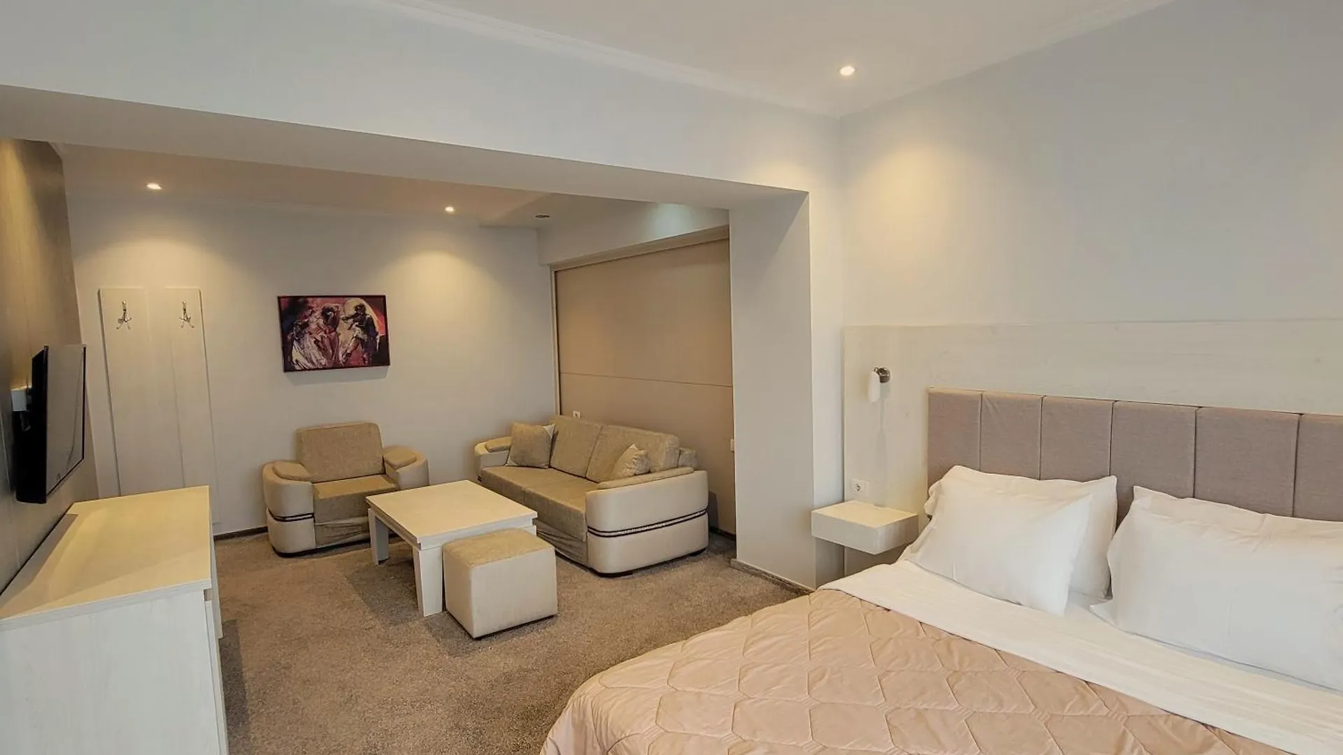 Hotel Enkelana Pogradec Albania